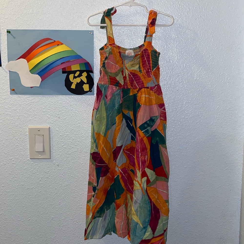 Girls Leafy Dress Size 7/8 Medium